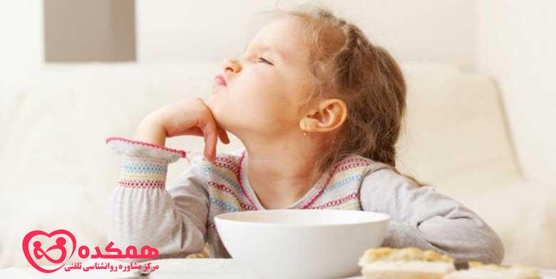 خطرات رفتار همراه با جلب توجه چیست؟