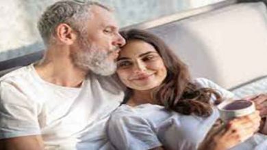 How to cope with the challenges of age distance relationships
