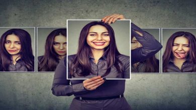 خودشیفته ها چگونه از فرافکنی برای دستکاری استفاده می کنند